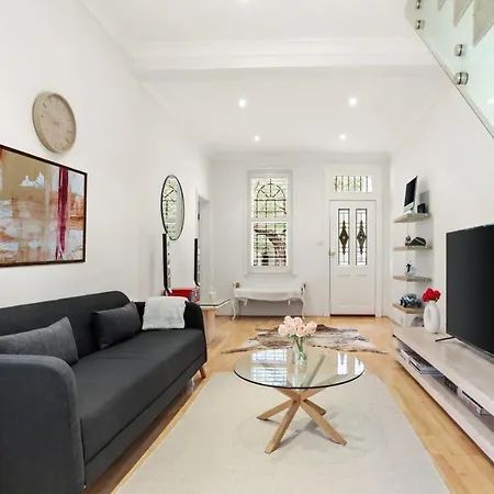Paddington House Beautiful 2 Bedroom Terrace-3
